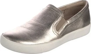 Stuart Weitzman - Image 2