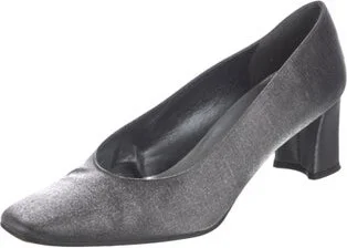 Stuart Weitzman - Image 2