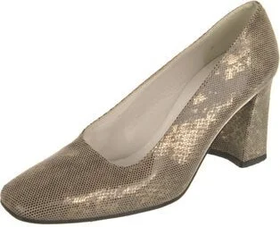 Stuart Weitzman - Image 2