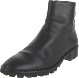 Stuart Weitzman - Image 2