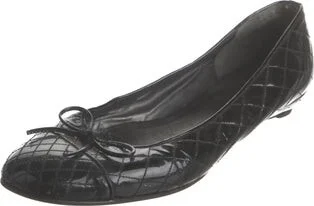 Stuart Weitzman - Image 2
