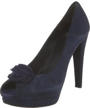 Stuart Weitzman - Image 2