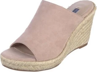 Stuart Weitzman - Image 2