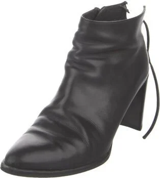 Stuart Weitzman - Image 2