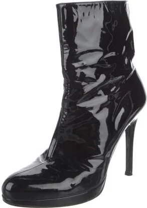 Stuart Weitzman - Image 2