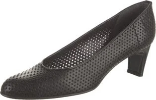 Stuart Weitzman - Image 2