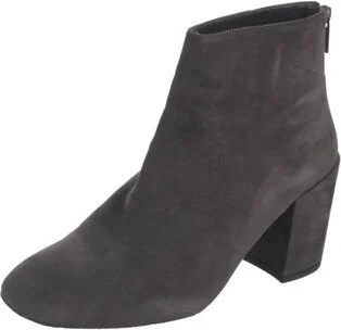 Stuart Weitzman - Image 2