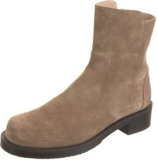 Stuart Weitzman - Image 2