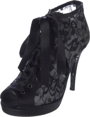 Stuart Weitzman - Image 2