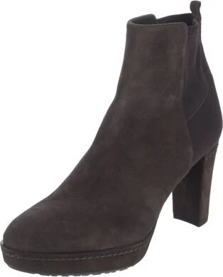 Stuart Weitzman - Image 2