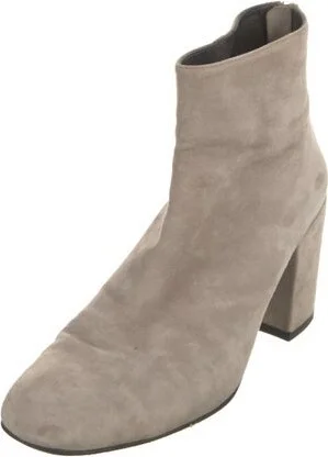 Stuart Weitzman - Image 2