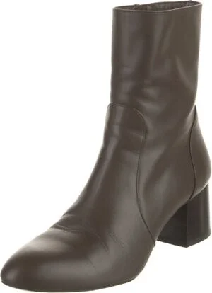 Stuart Weitzman - Image 2
