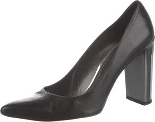 Stuart Weitzman - Image 2