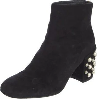 Stuart Weitzman - Image 2
