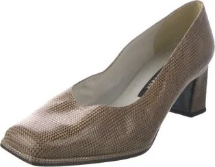 Stuart Weitzman - Image 2