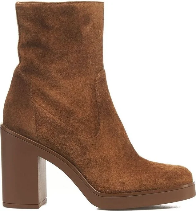 Stuart Weitzman Bethenny Zipped Ankle Boots