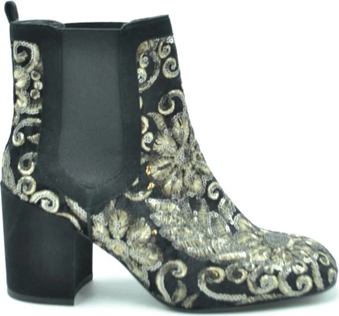 Stuart Weitzman Booties