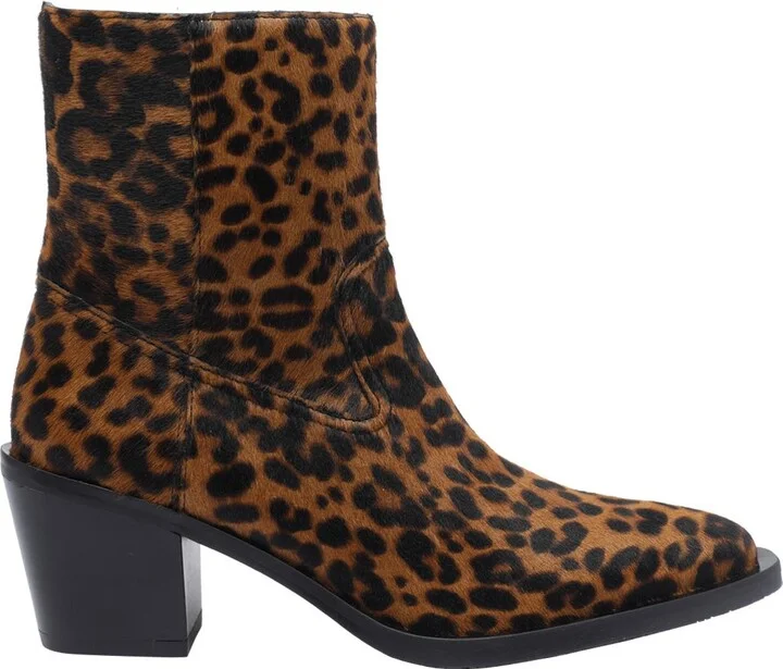 Stuart Weitzman Boots