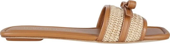 Stuart Weitzman Felicity Slides