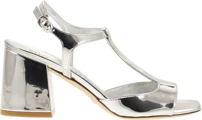 Stuart Weitzman Flareblock - Mirrored Leather T-Sandal