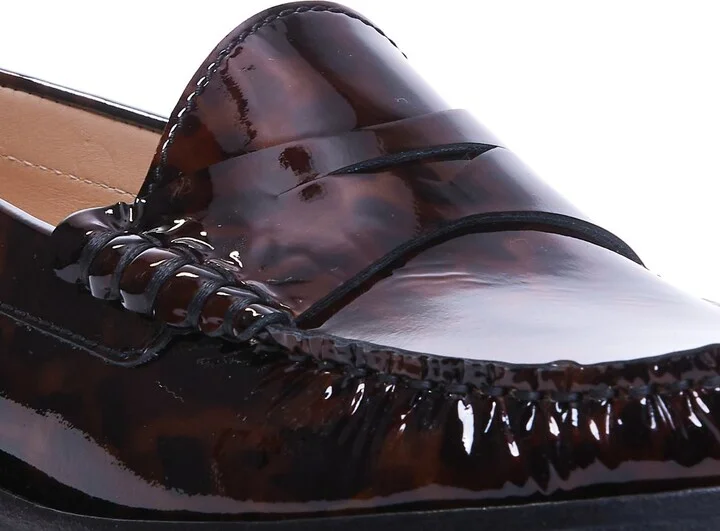 Stuart Weitzman Flat Shoes - Image 3