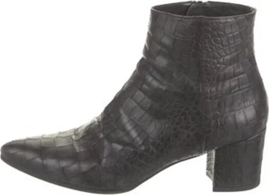 Stuart Weitzman
