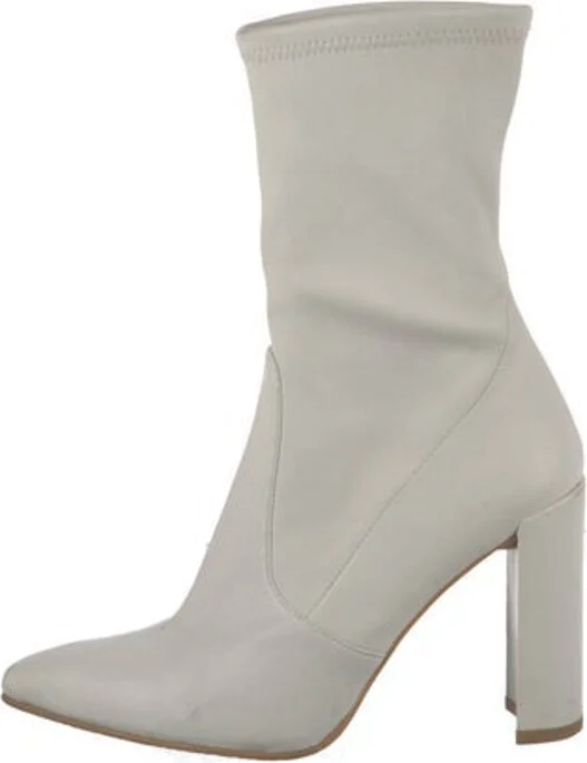 Stuart Weitzman