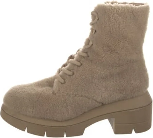 Stuart Weitzman