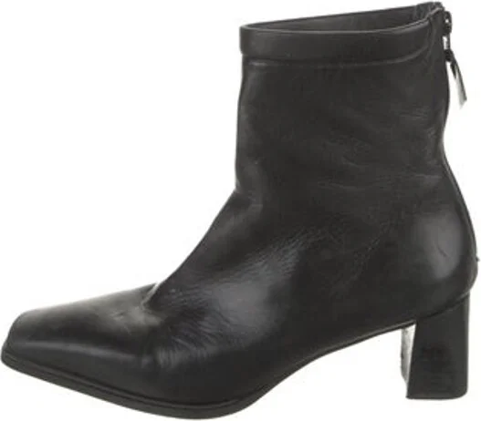 Stuart Weitzman