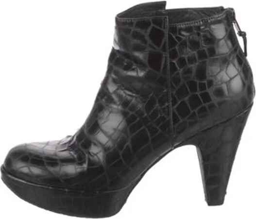 Stuart Weitzman