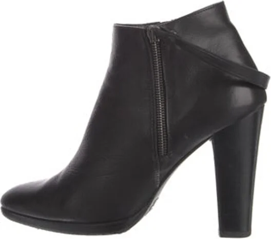 Stuart Weitzman