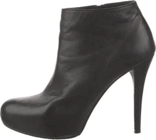 Stuart Weitzman