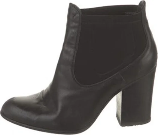 Stuart Weitzman