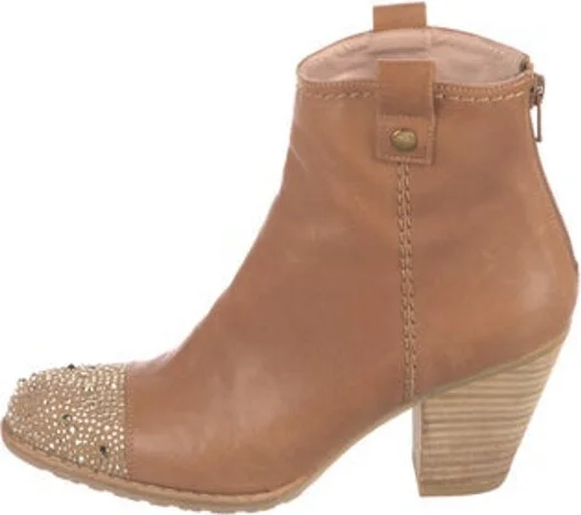 Stuart Weitzman