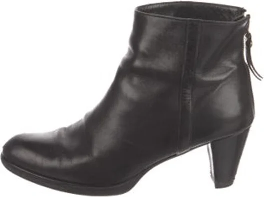 Stuart Weitzman