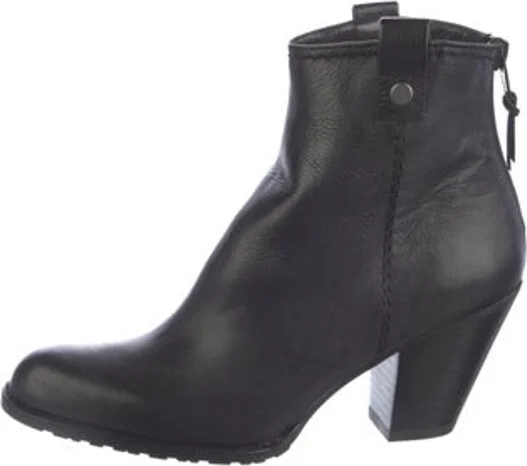 Stuart Weitzman
