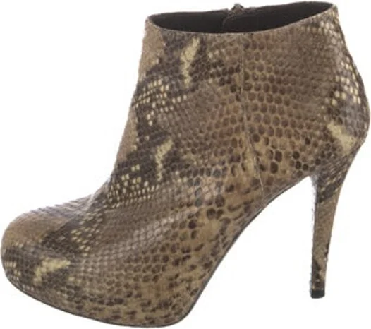 Stuart Weitzman