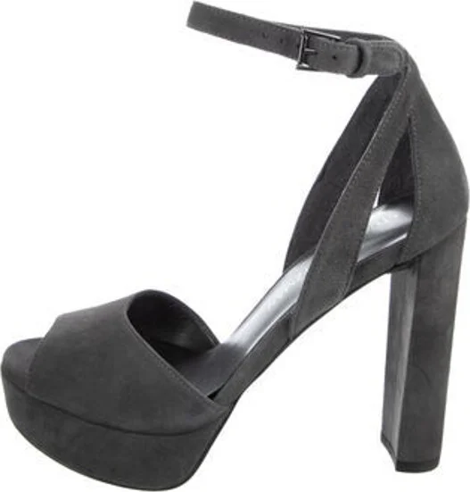 Stuart Weitzman