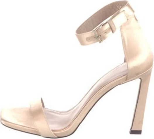 Stuart Weitzman