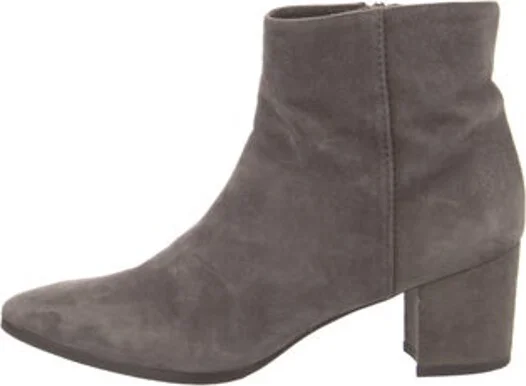 Stuart Weitzman