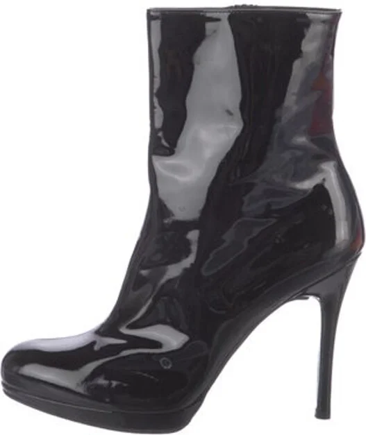 Stuart Weitzman