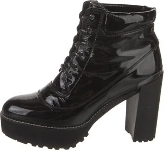 Stuart Weitzman