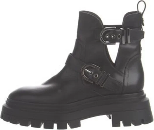 Stuart Weitzman