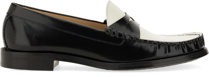 Stuart Weitzman Moccasin "Lottie"