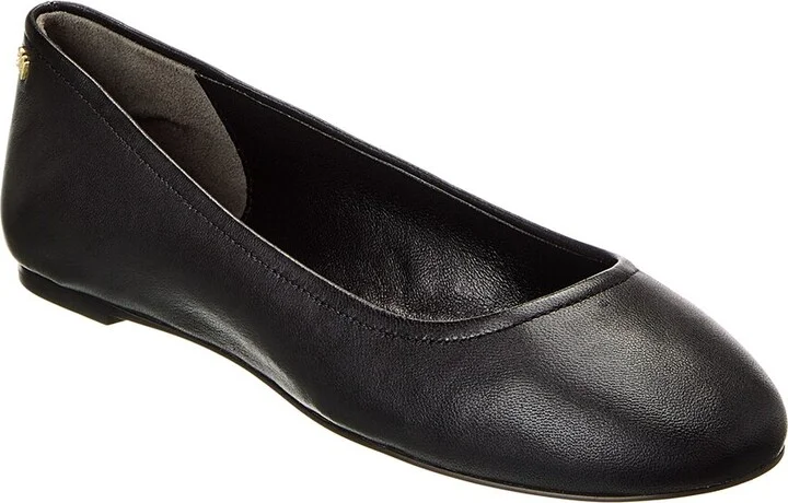 Stuart Weitzman Nadine Leather Flat