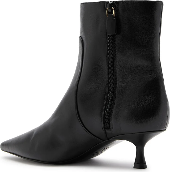 Stuart Weitzman Naomi 50 Leather Ankle Boots - Image 2