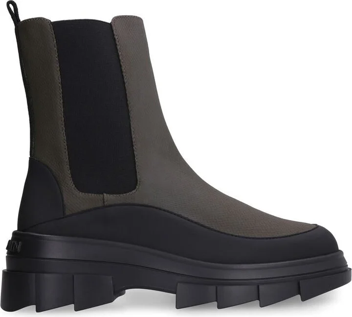 Stuart Weitzman Noho Chelsea Boots