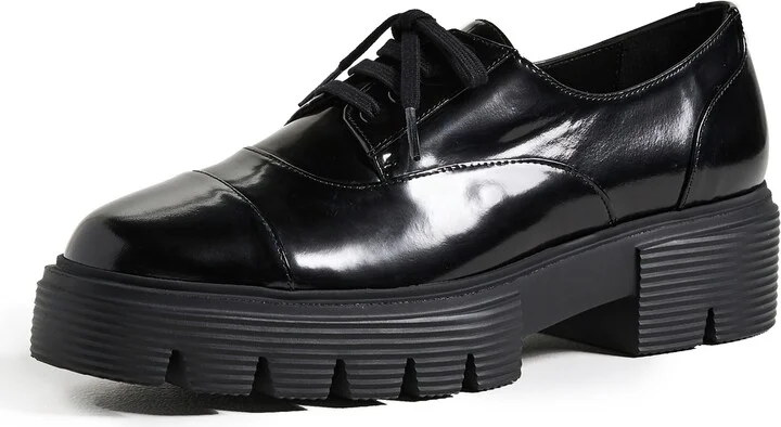 Stuart Weitzman Nolita Lace-Up Oxford