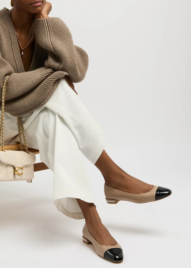 Stuart Weitzman Pearl-embellished Leather Ballet Flats - Image 5