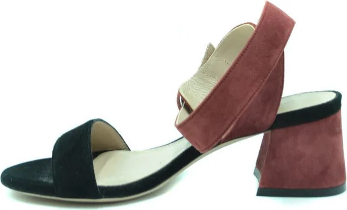 Stuart Weitzman Sandals - Image 3